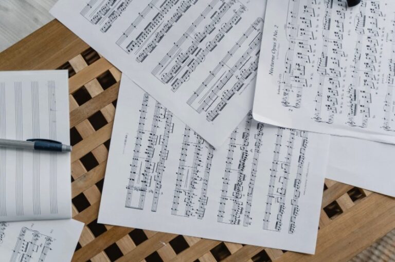 楽曲分析(アナリーゼ)のやり方。プロが名曲から作曲テクニックを抽出する5ステップ